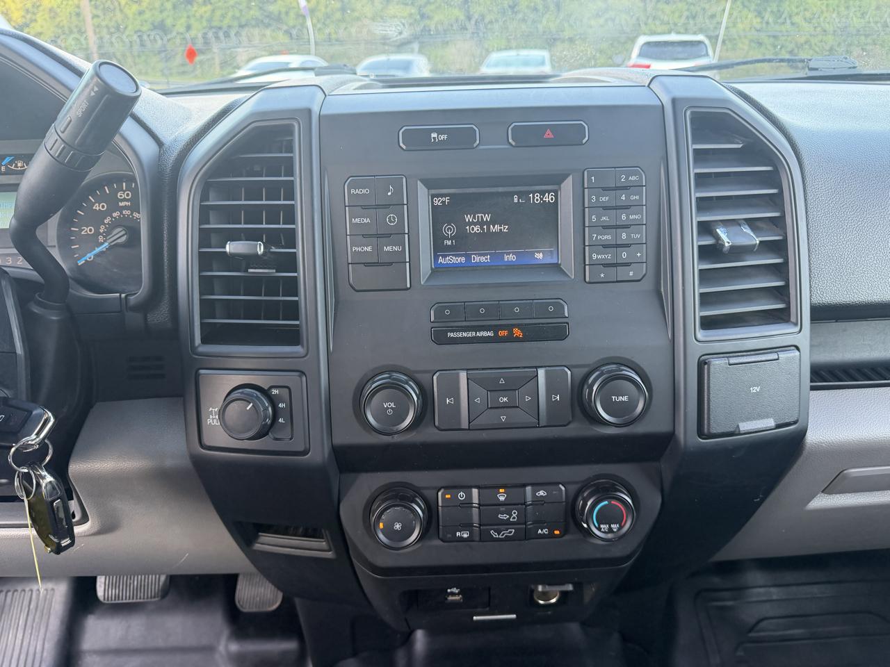 Ford F-150 XL SuperCrew 6.5-ft. Bed 4WD 2017