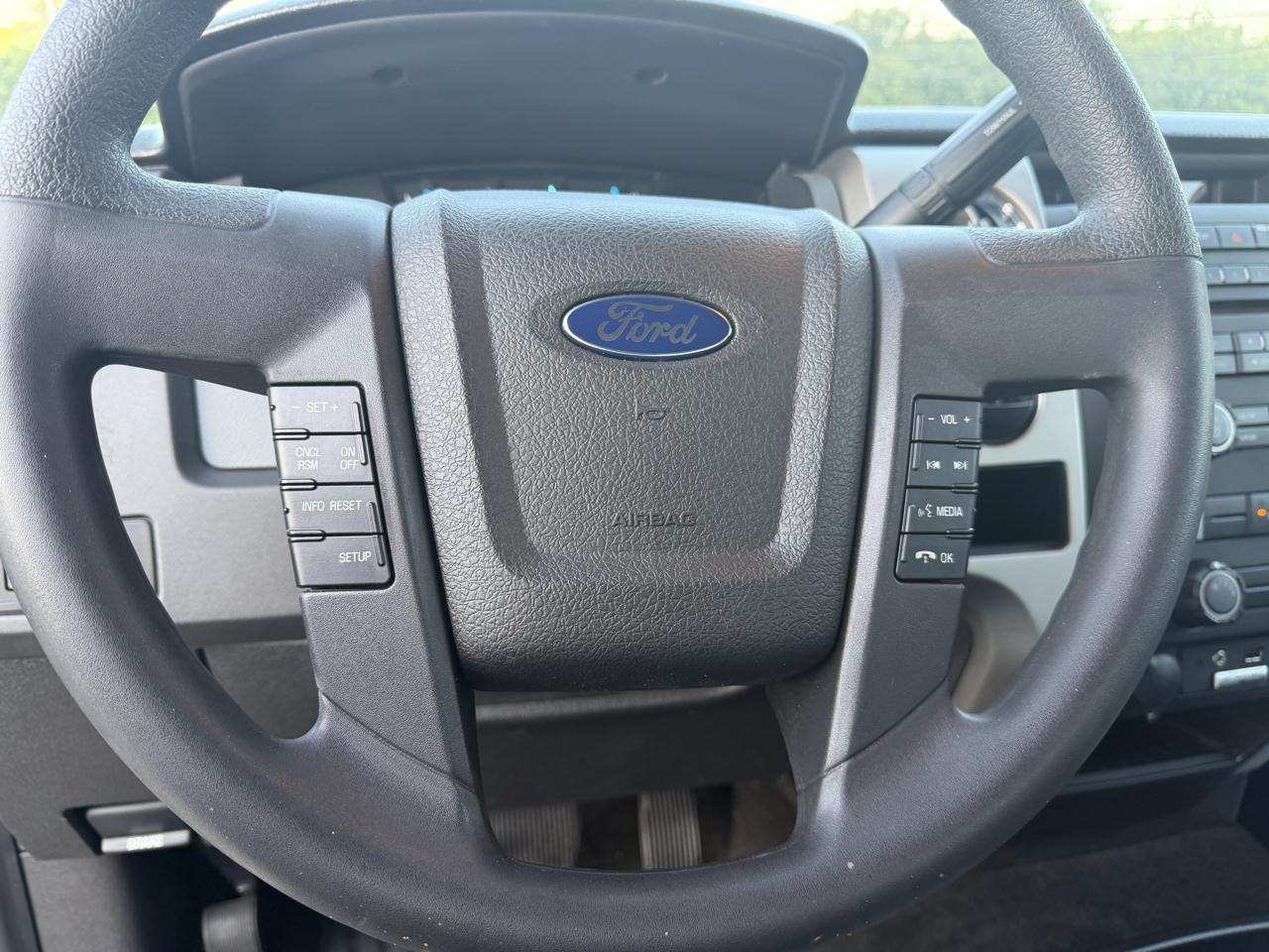 Ford F-150 XLT SuperCrew 2WD 2013