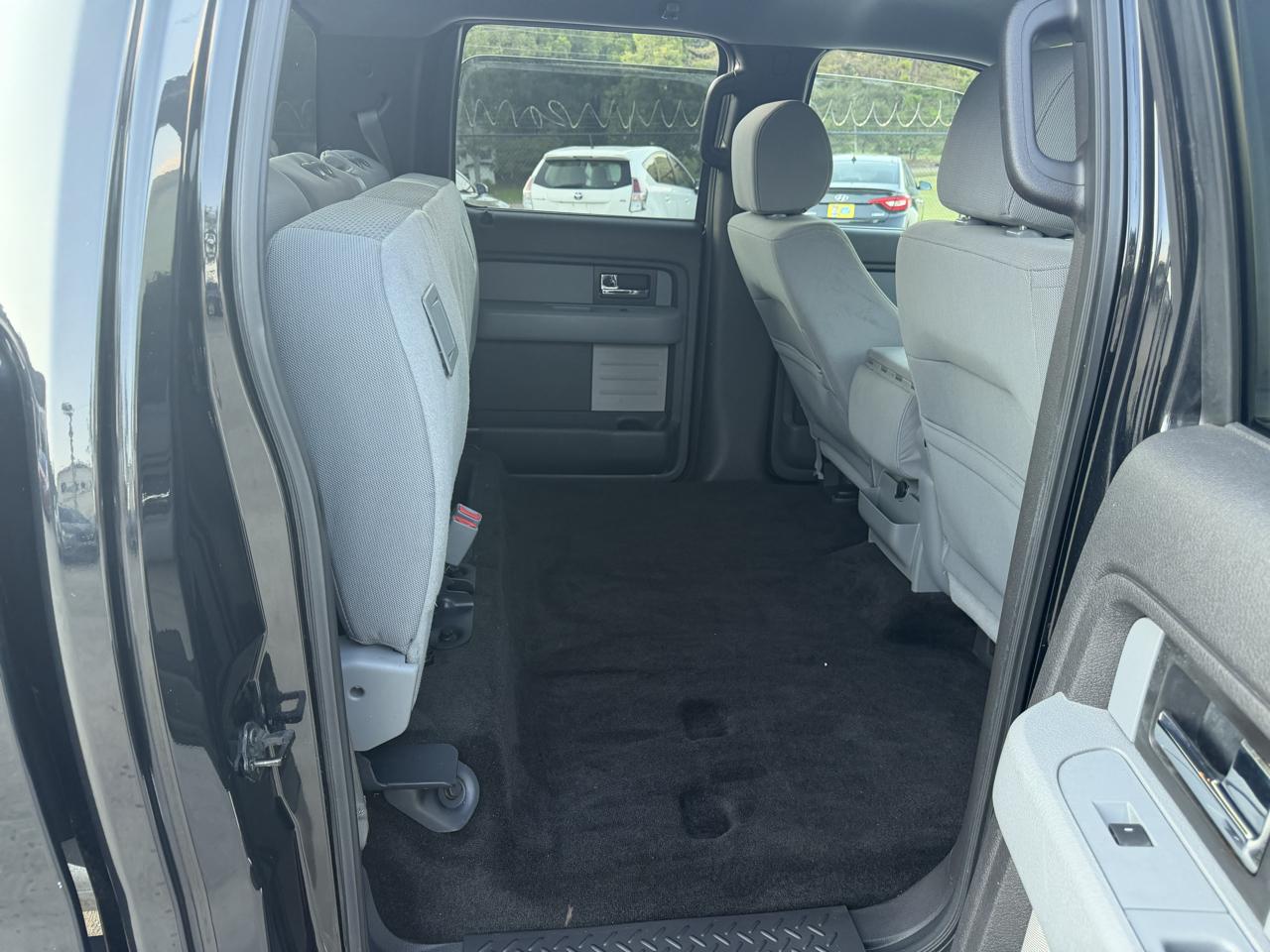 Ford F-150 XLT SuperCrew 2WD 2013