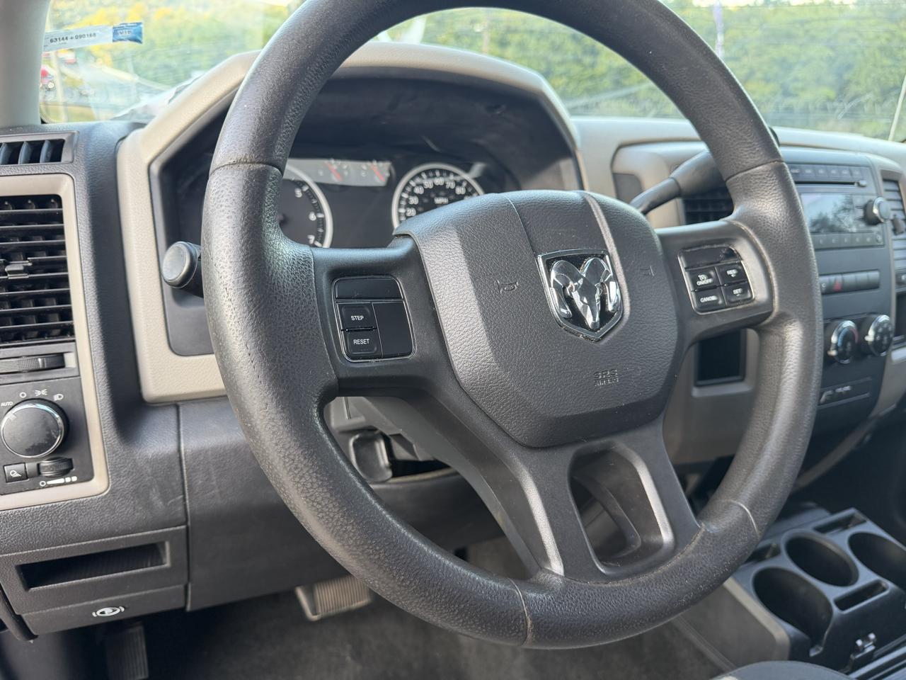 RAM 1500 Tradesman Crew Cab 2012