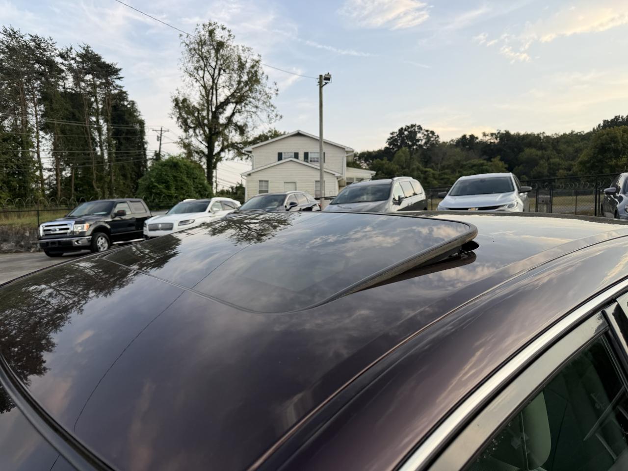 Toyota Avalon Limited 4D Sedan 2012