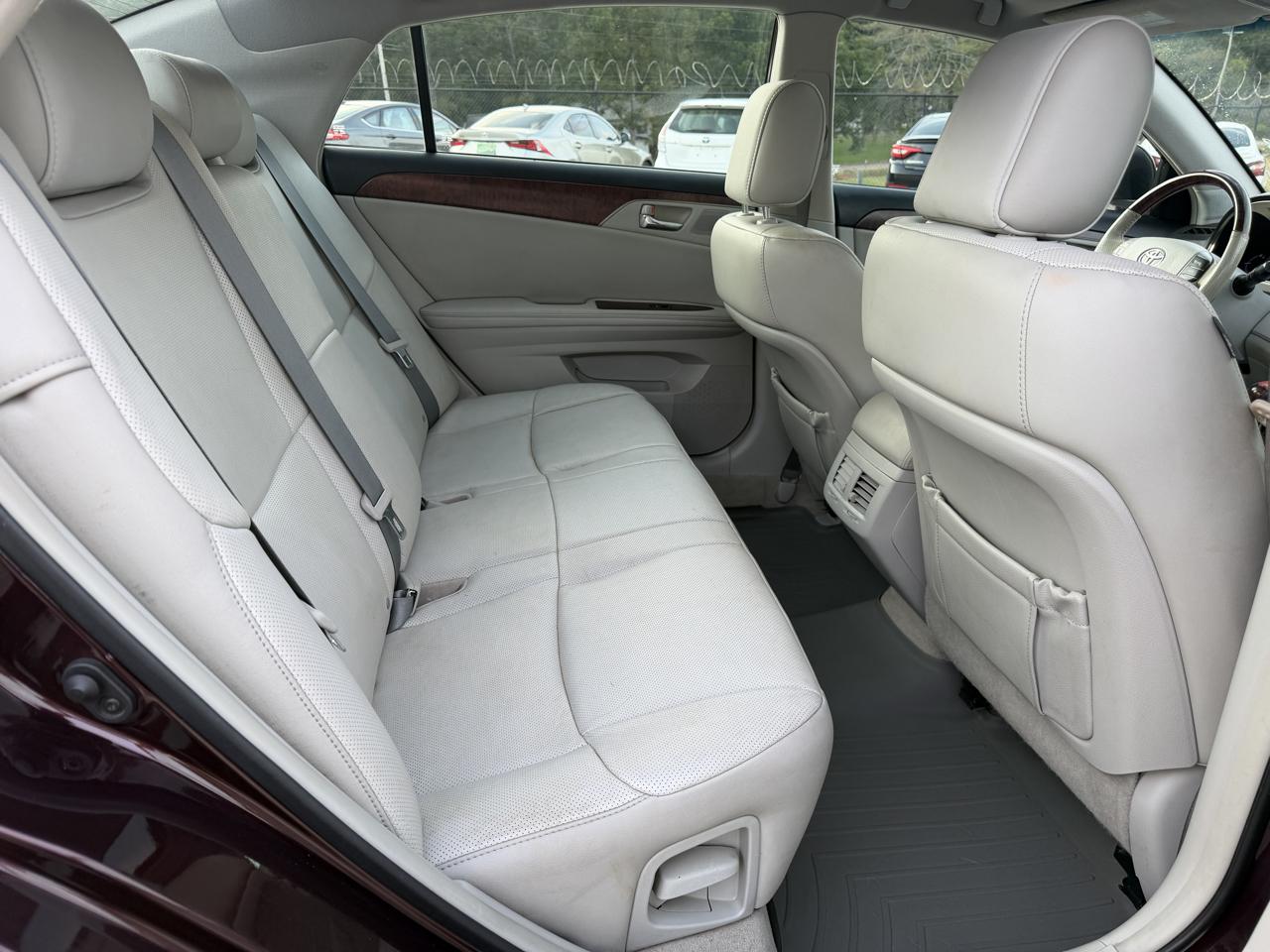 Toyota Avalon Limited 4D Sedan 2012