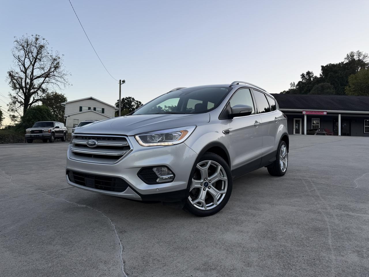 Ford Escape Titanium 4WD 2018