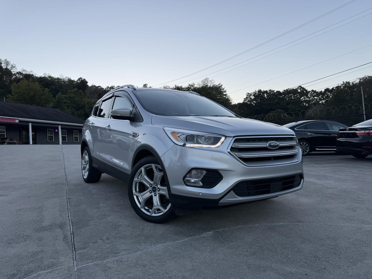 Ford Escape Titanium 4WD 2018