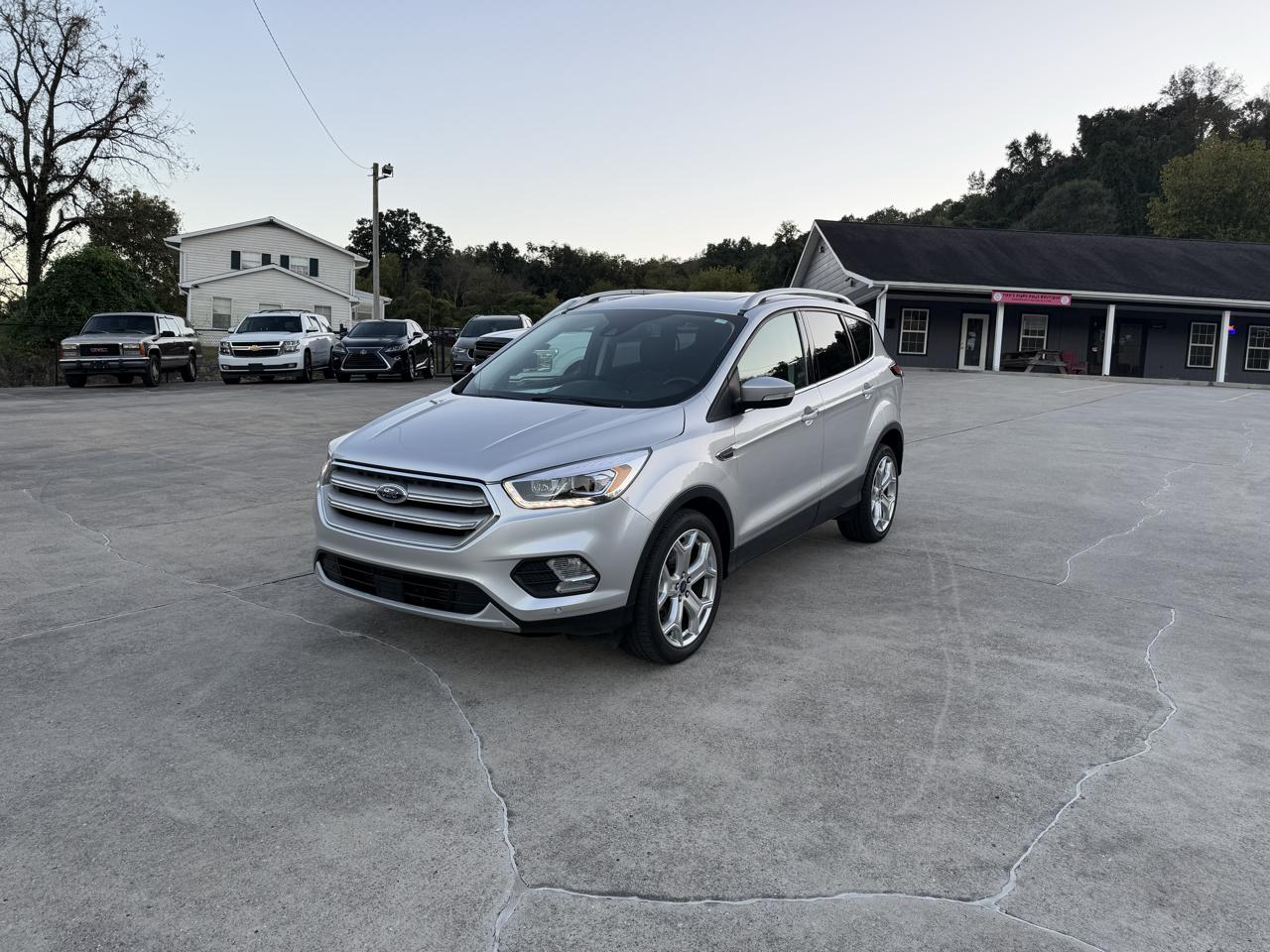 Ford Escape Titanium 4WD 2018