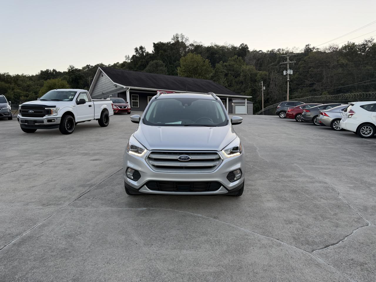 Ford Escape Titanium 4WD 2018