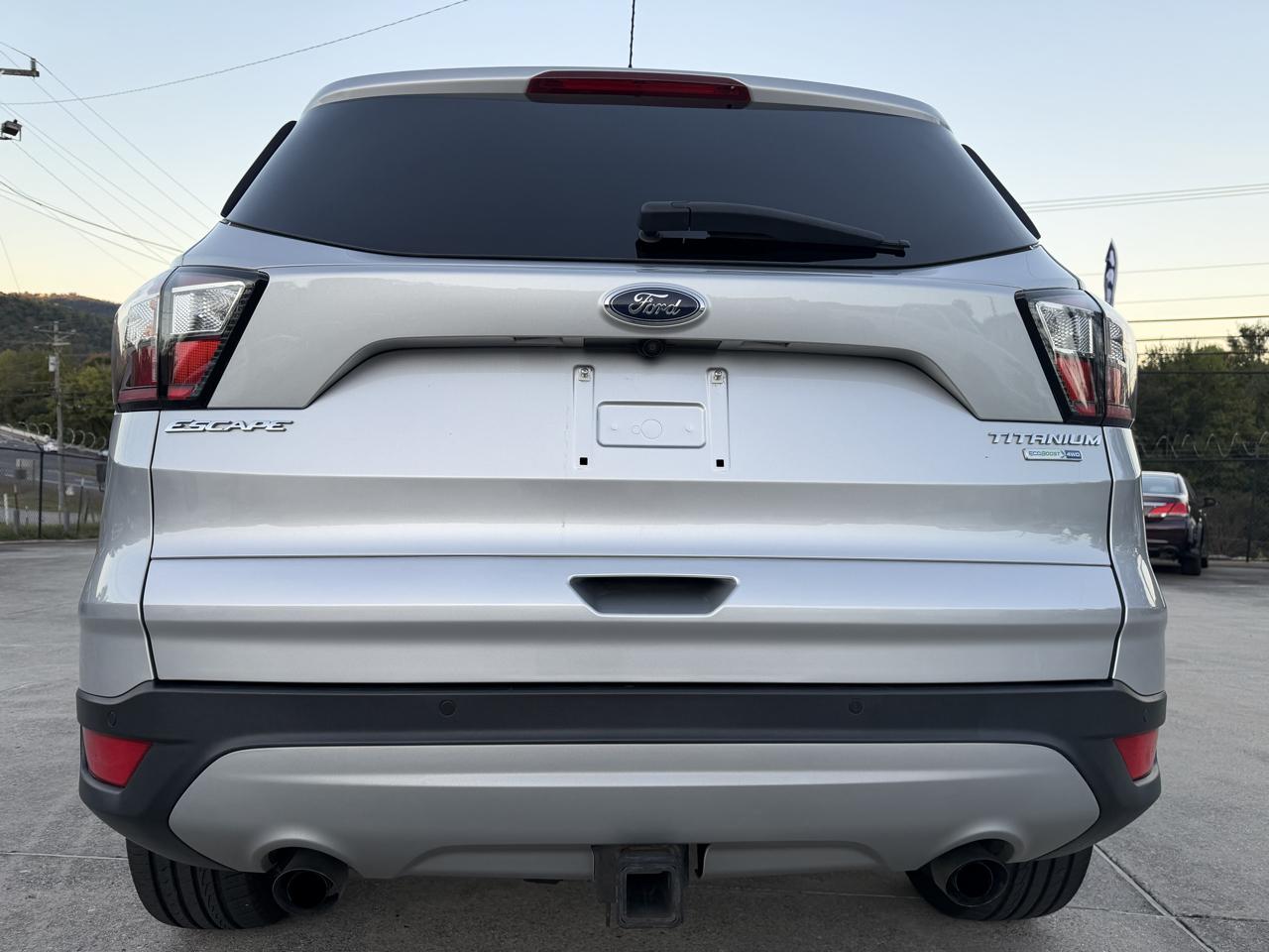 Ford Escape Titanium 4WD 2018
