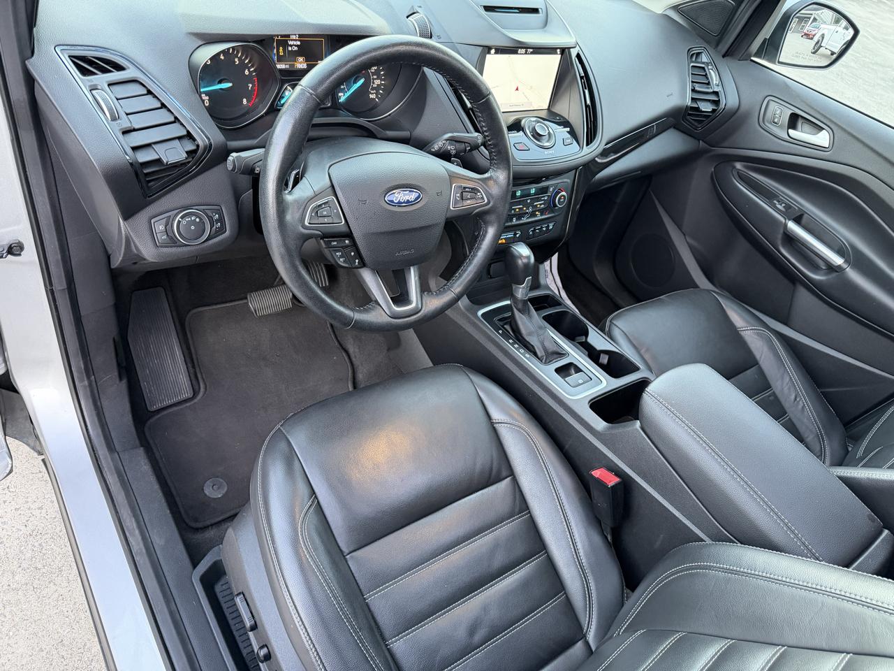 Ford Escape Titanium 4WD 2018