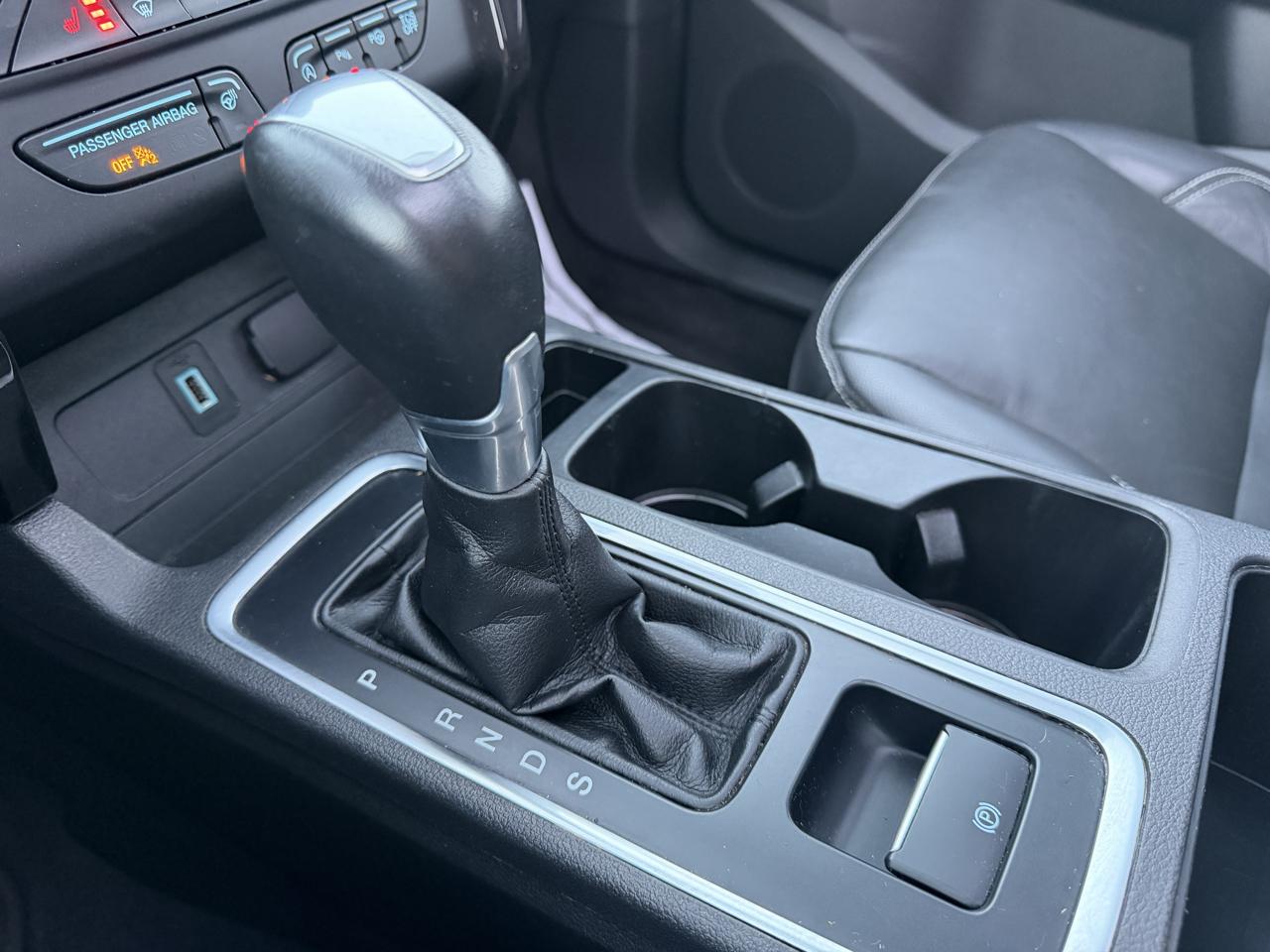 Ford Escape Titanium 4WD 2018