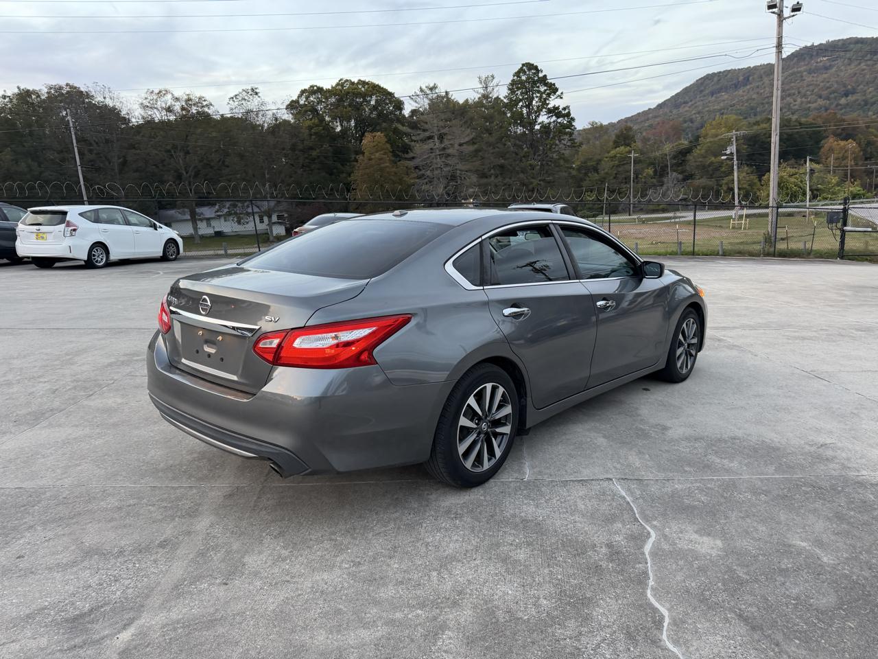 Nissan Altima 2.5 SV 2017
