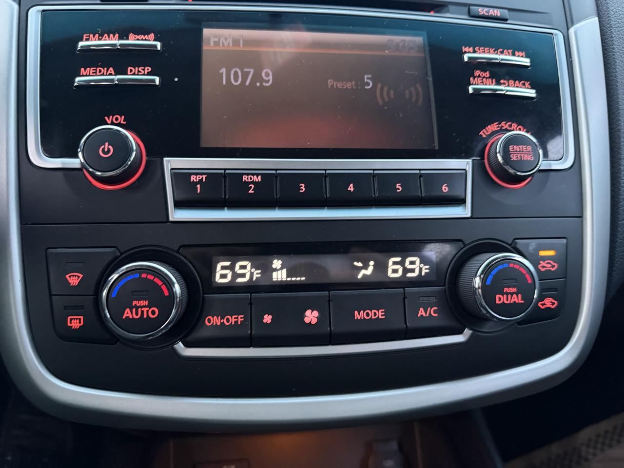 Nissan Altima 2.5 SV 2017
