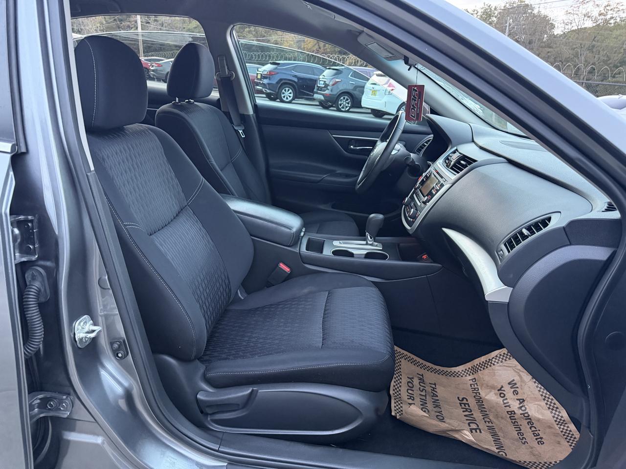 Nissan Altima 2.5 SV 2017