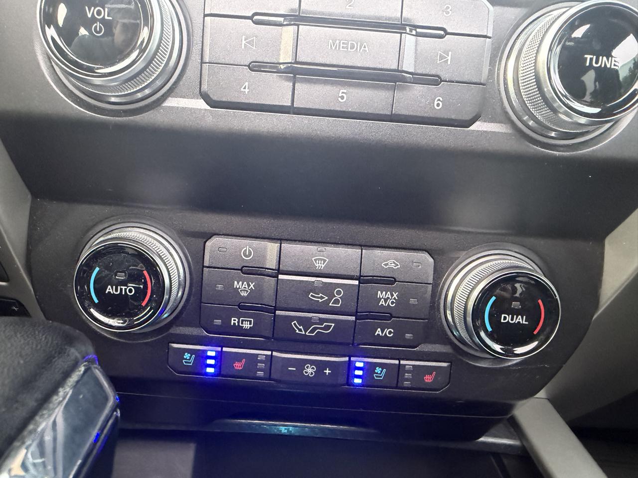 Ford F-150 Lariat SuperCrew 5.5-ft. Bed 4WD 2019