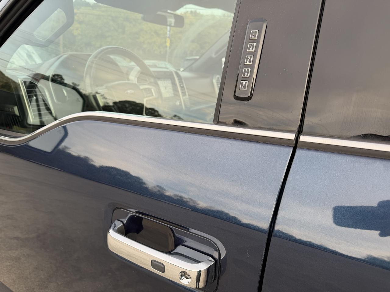 Ford F-150 Platinum SuperCrew 5.5-ft. Bed 4WD 2018