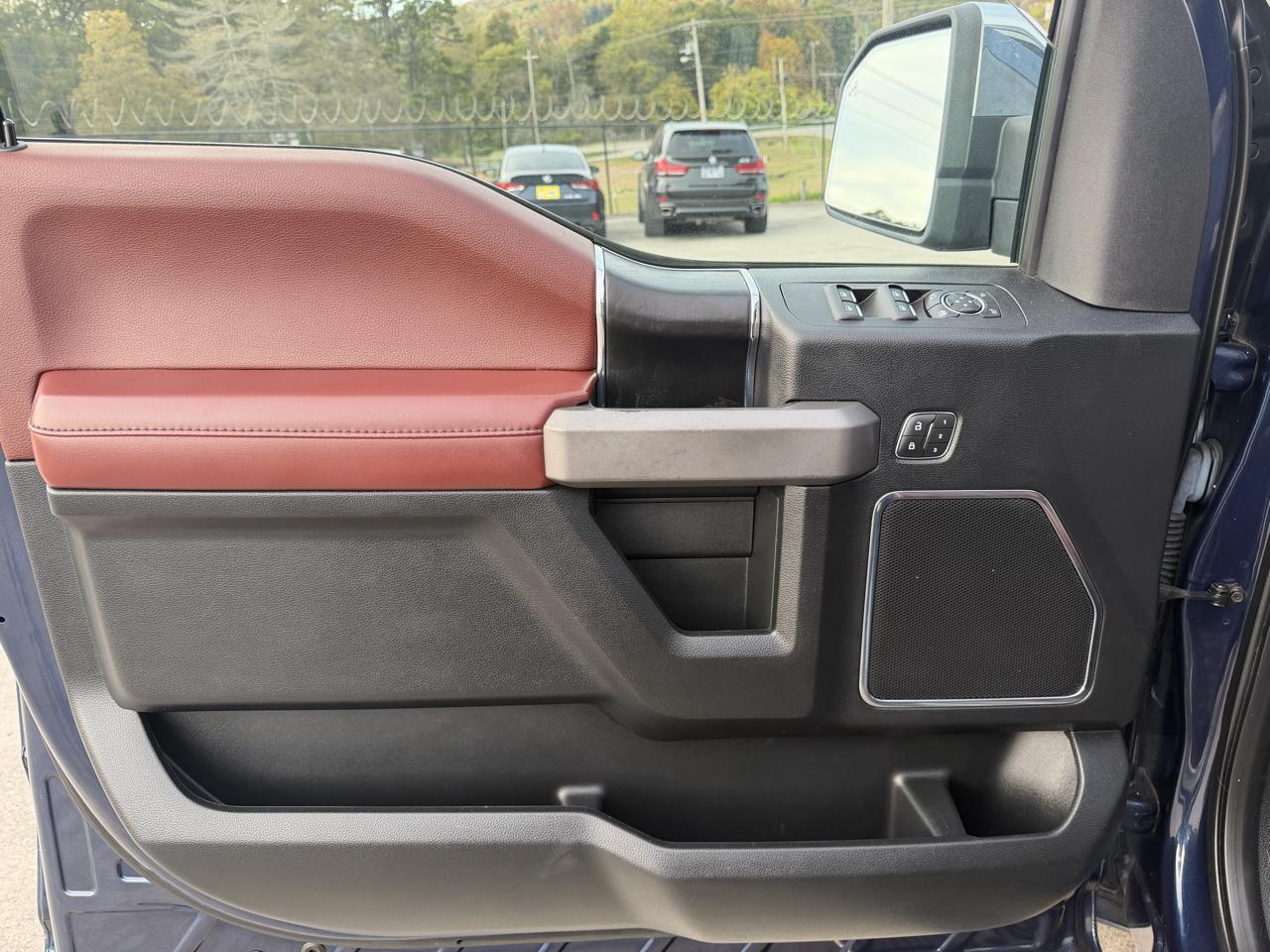Ford F-150 Platinum SuperCrew 5.5-ft. Bed 4WD 2018