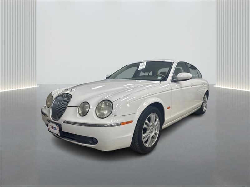 White 2005 Jaguar S-TYPE 3.0L V6 RWD Sedan Rear-Wheel Drive Automatic