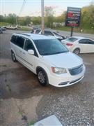 2016 Chrysler Town & Country 