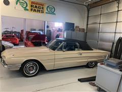 1966 Ford Thunderbird 