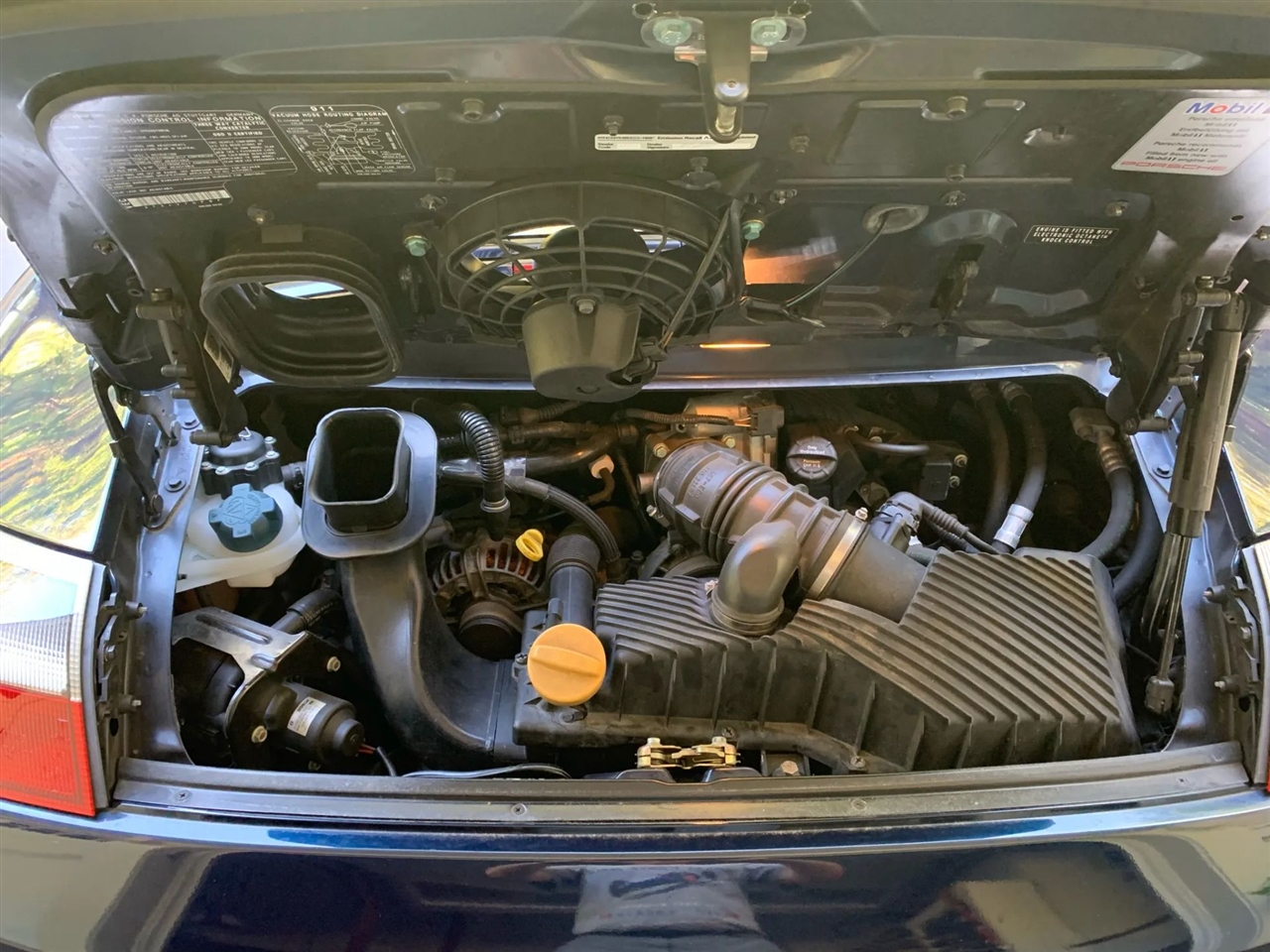 Porsche 911 Carrera Cabriolet 2000