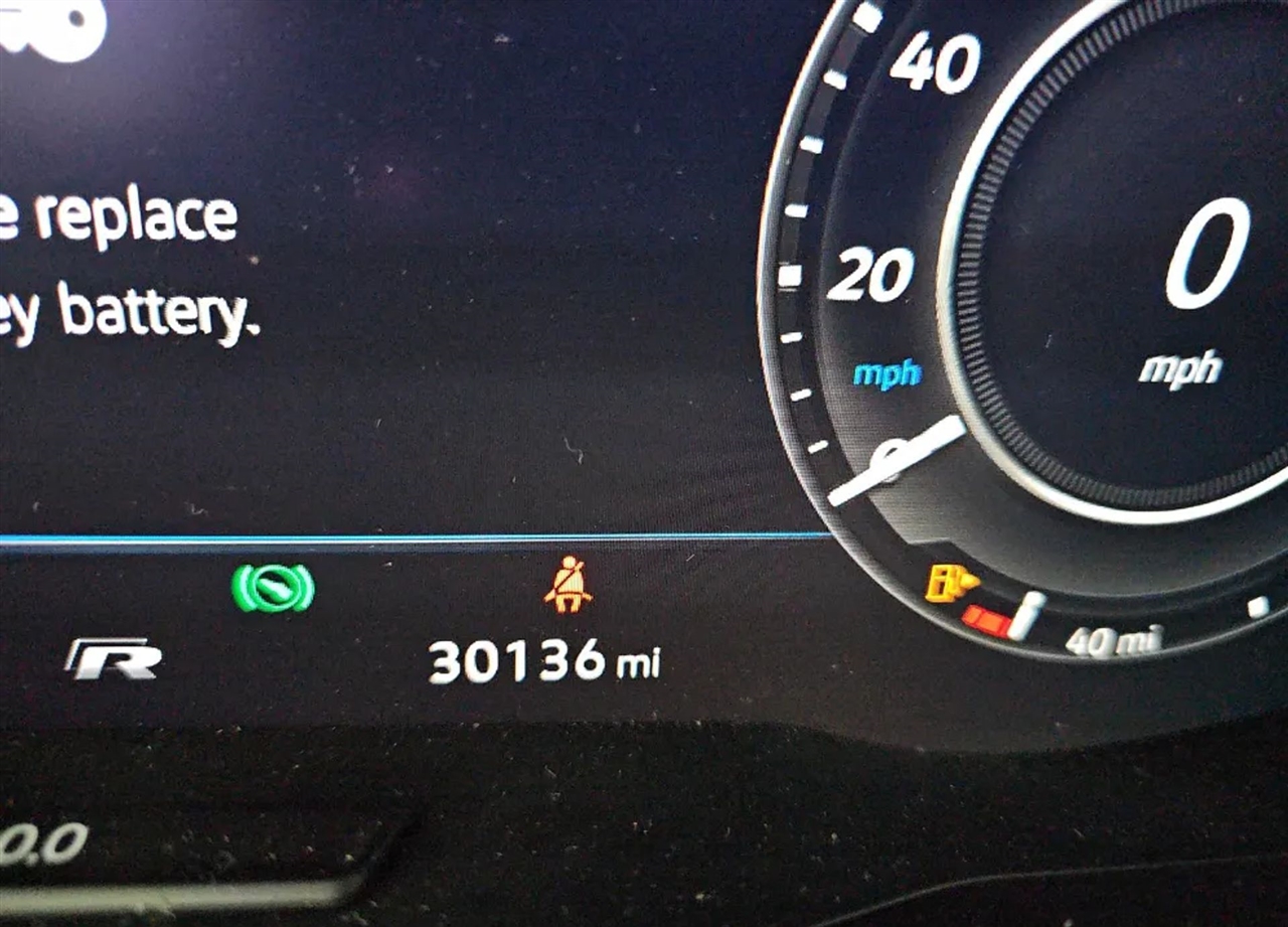 Volkswagen Golf R DCS and Navigation 7A 2019