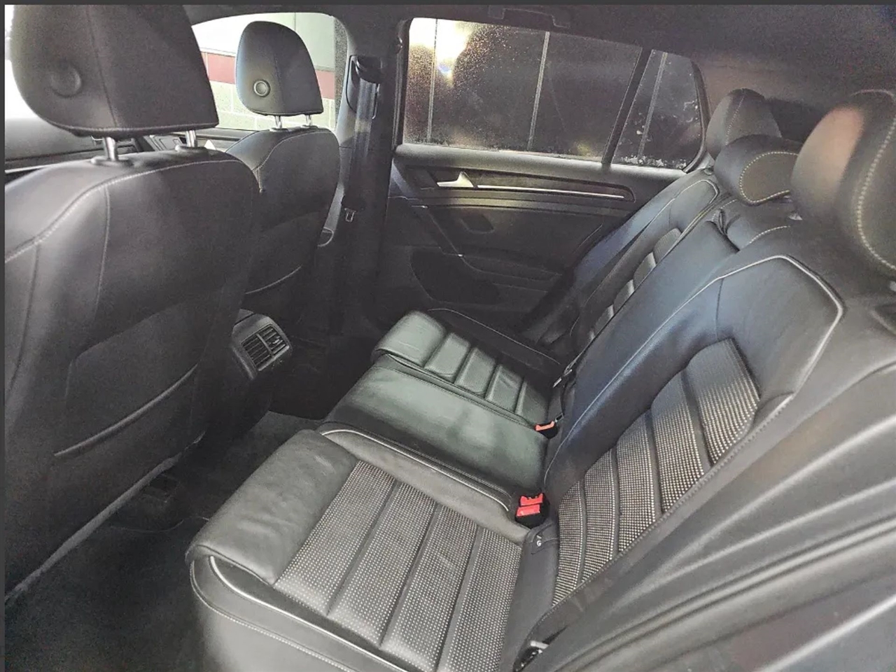 Volkswagen Golf R DCS and Navigation 7A 2019