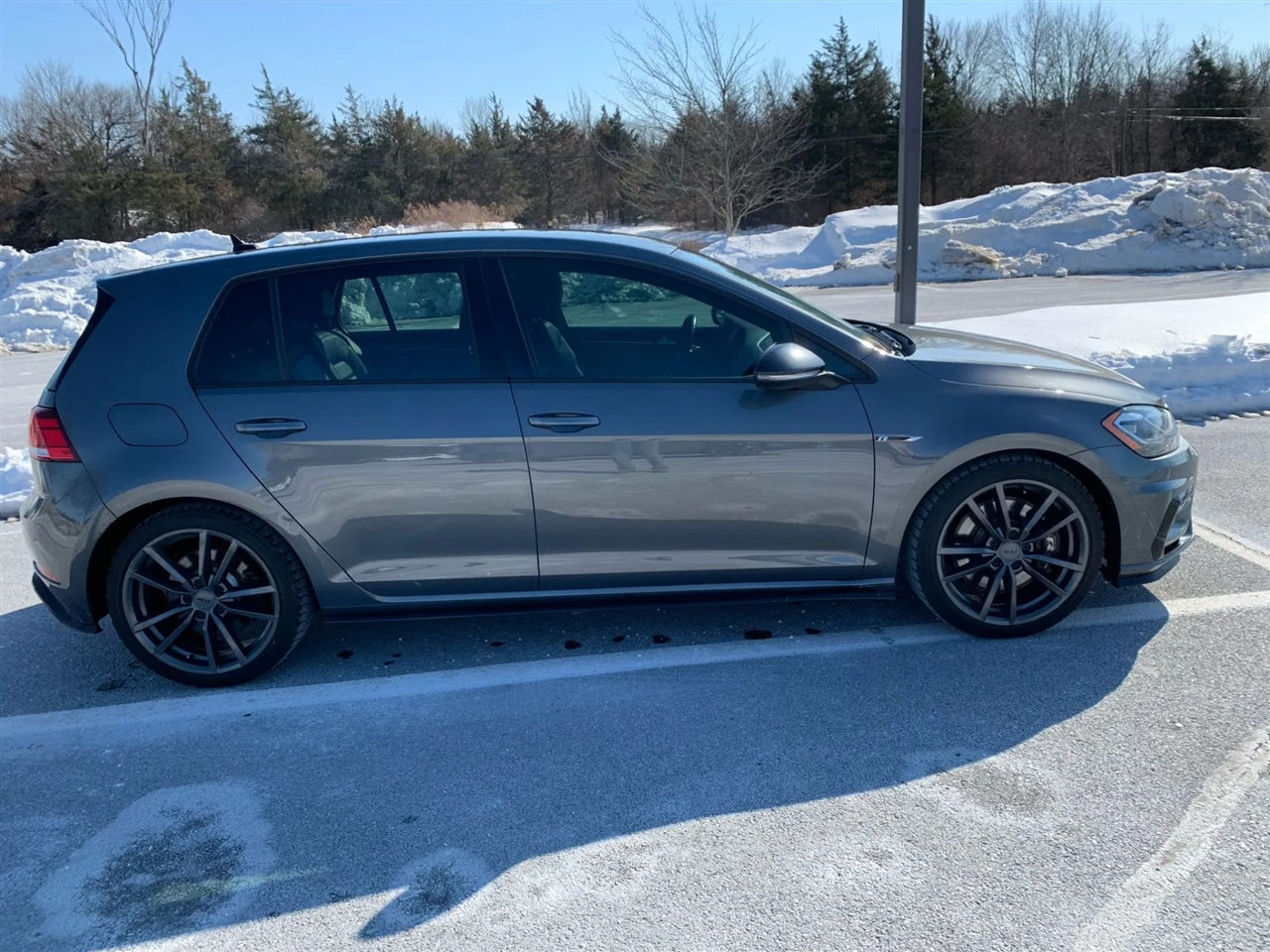 Volkswagen Golf R DCS and Navigation 7A 2019