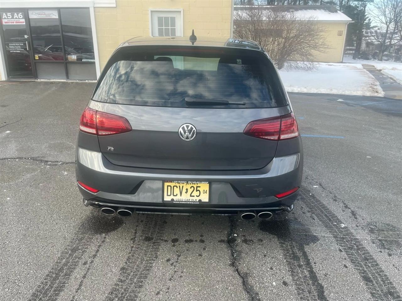 Volkswagen Golf R DCS and Navigation 7A 2019