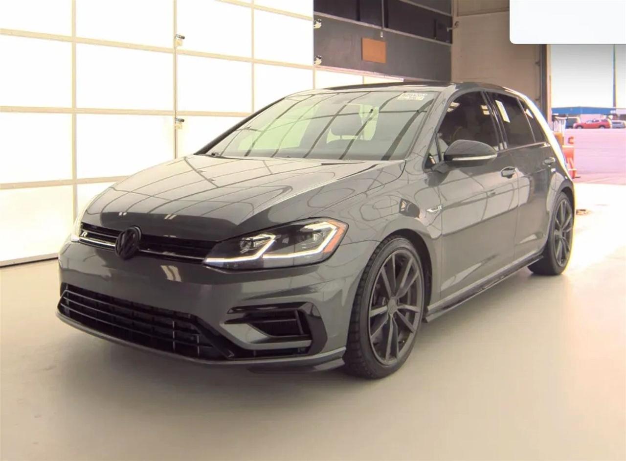 Volkswagen Golf R DCS and Navigation 7A 2019