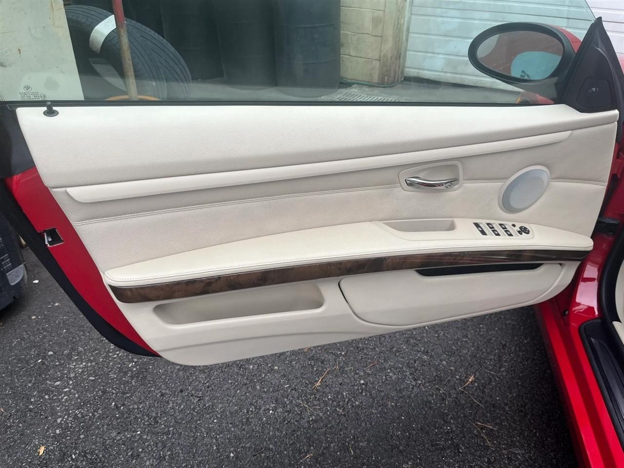 BMW 3-Series 335i Convertible 2007