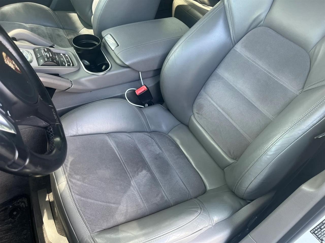 Porsche Cayenne GTS 2013