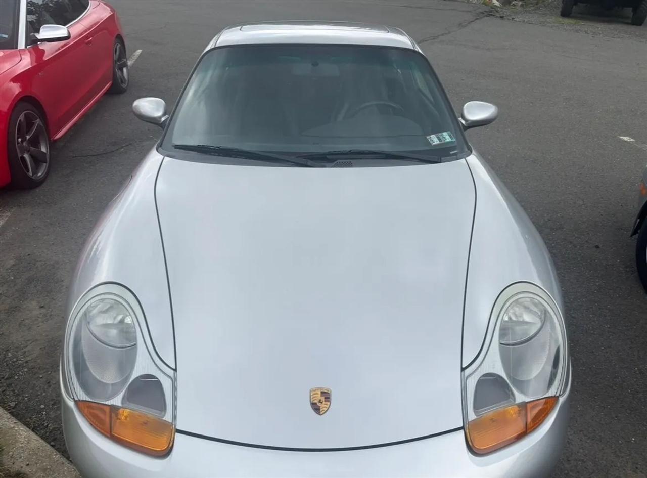 Porsche 911 Carrera 4 Coupe 1999