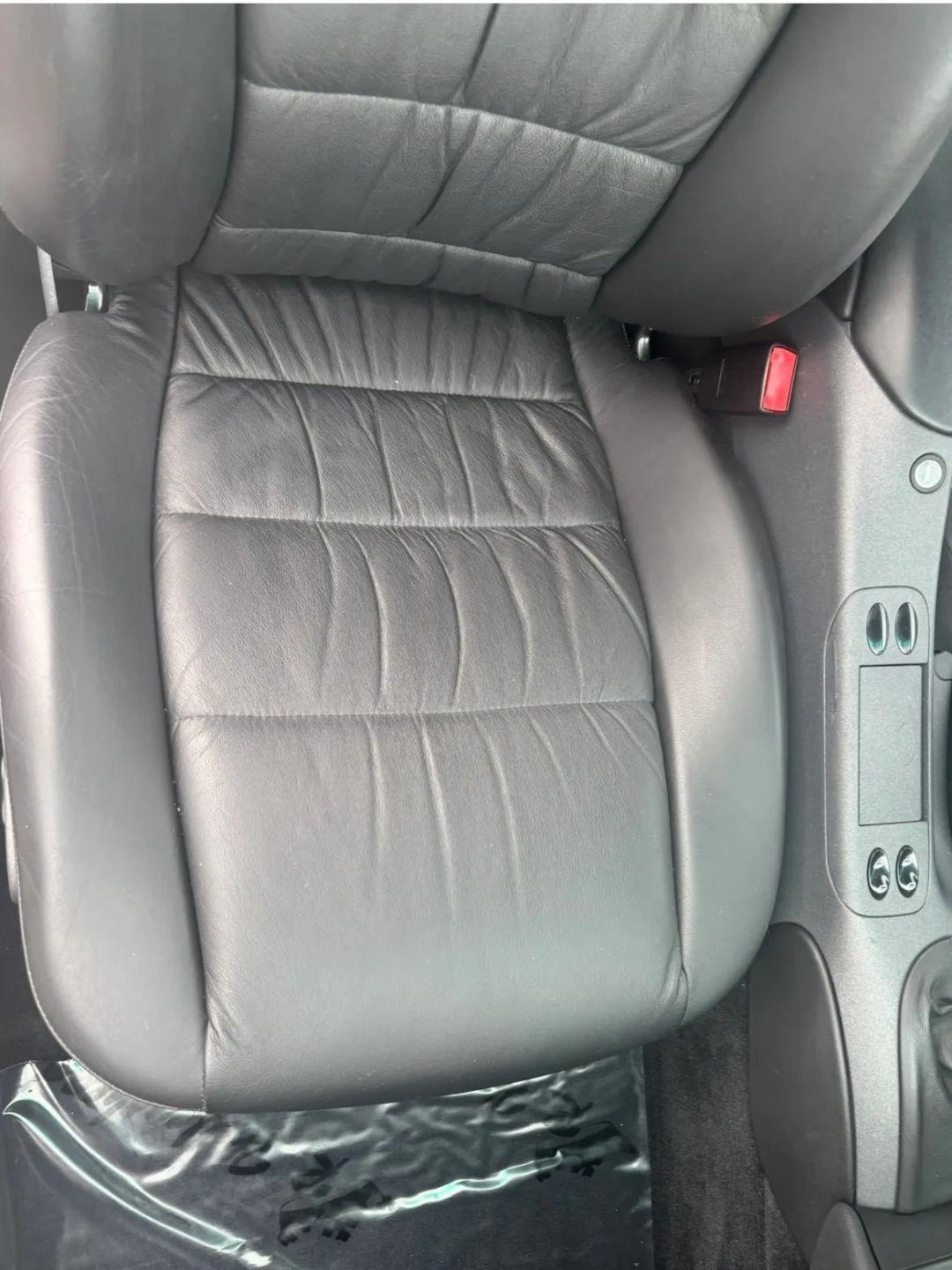 Porsche 911 Carrera 4 Coupe 1999