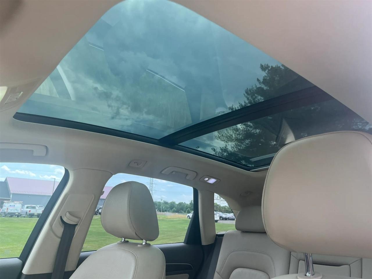 Audi Q5 2.0T Premium quattro 2016