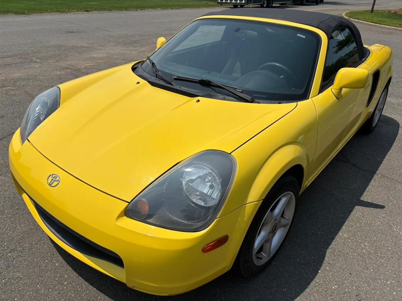 Toyota MR2 Spyder Convertible 2002