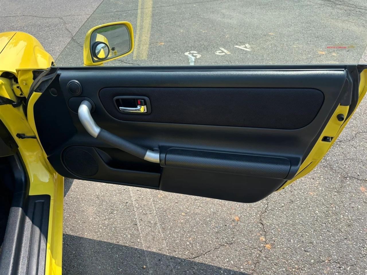 Toyota MR2 Spyder Convertible 2002