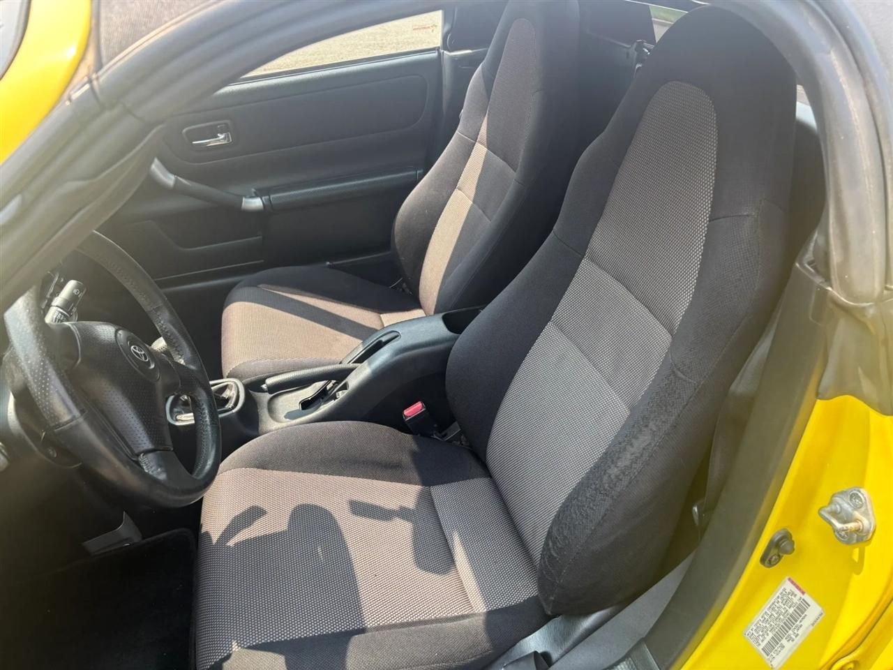 Toyota MR2 Spyder Convertible 2002