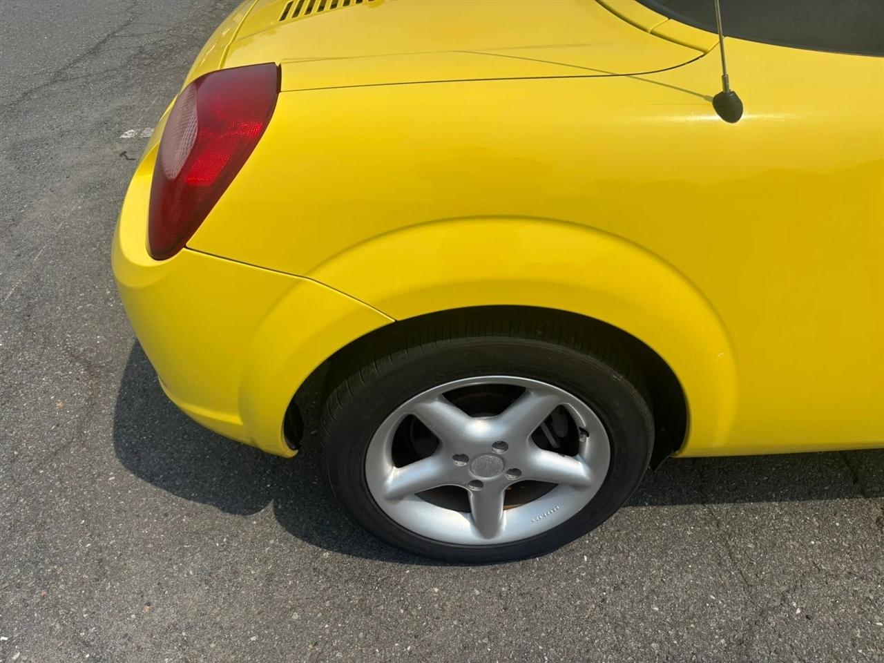 Toyota MR2 Spyder Convertible 2002