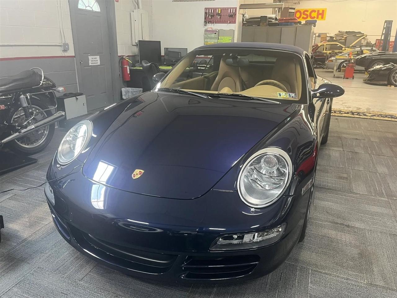 Porsche 911 Carrera S Cabriolet 2006