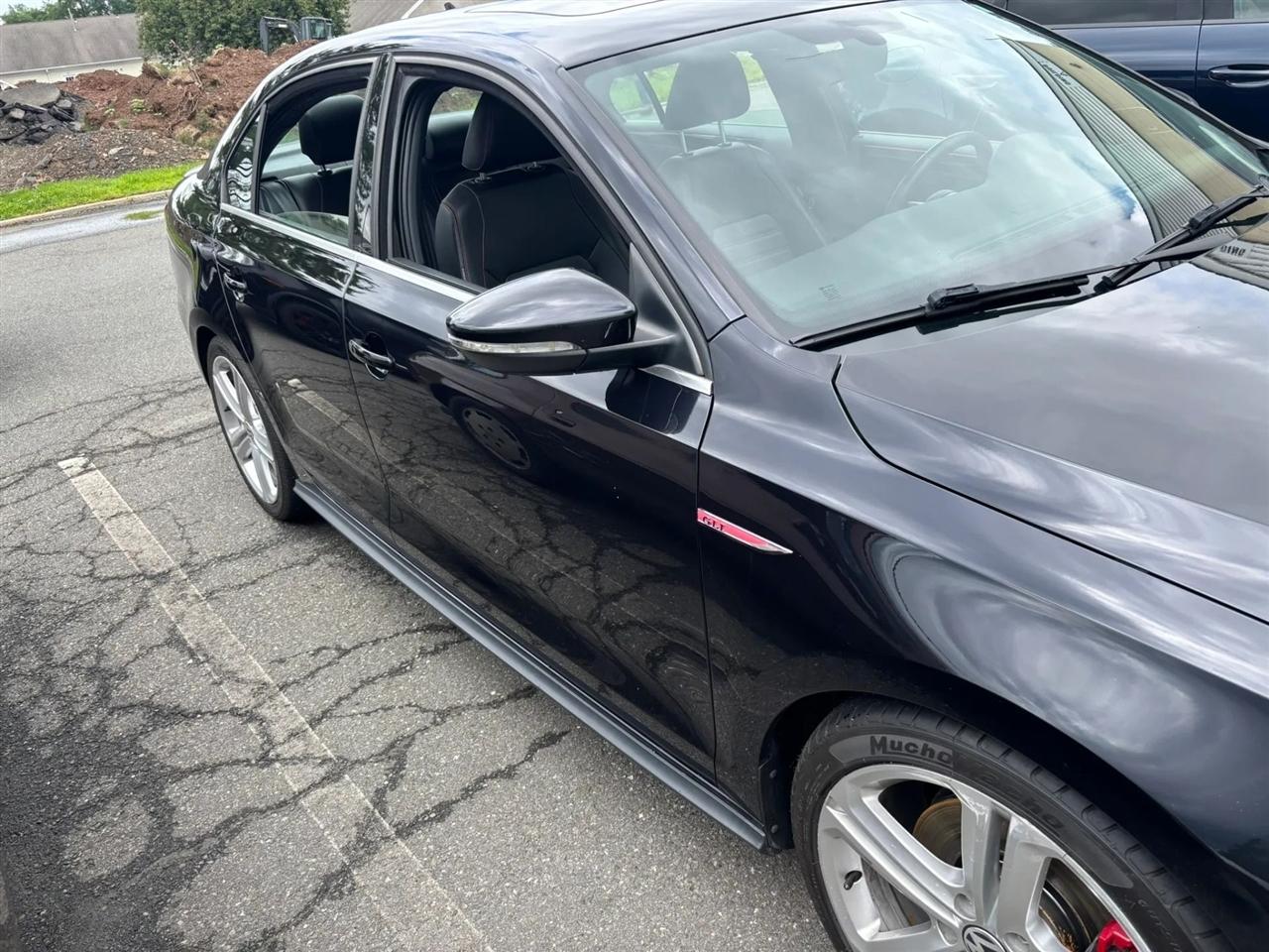 2017 Volkswagen Jetta GLI FWD photo