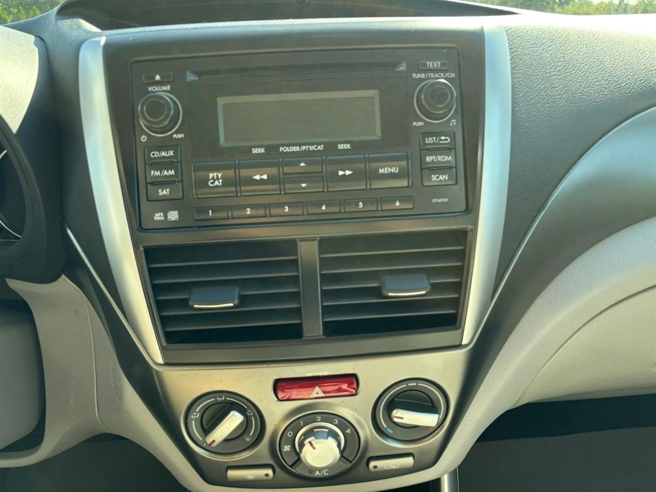 Subaru Forester 2.5X Premium 2013