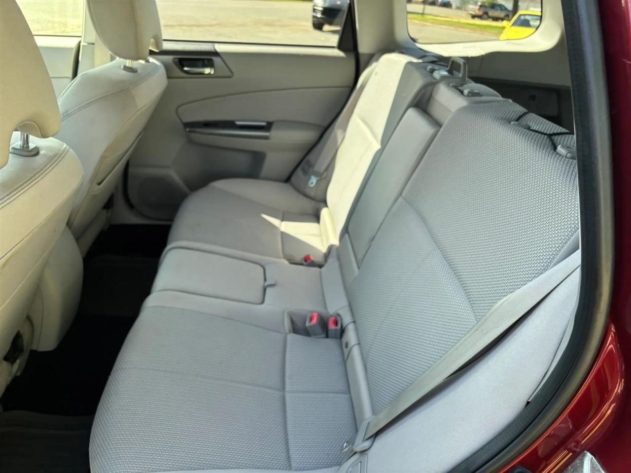 Subaru Forester 2.5X Premium 2013