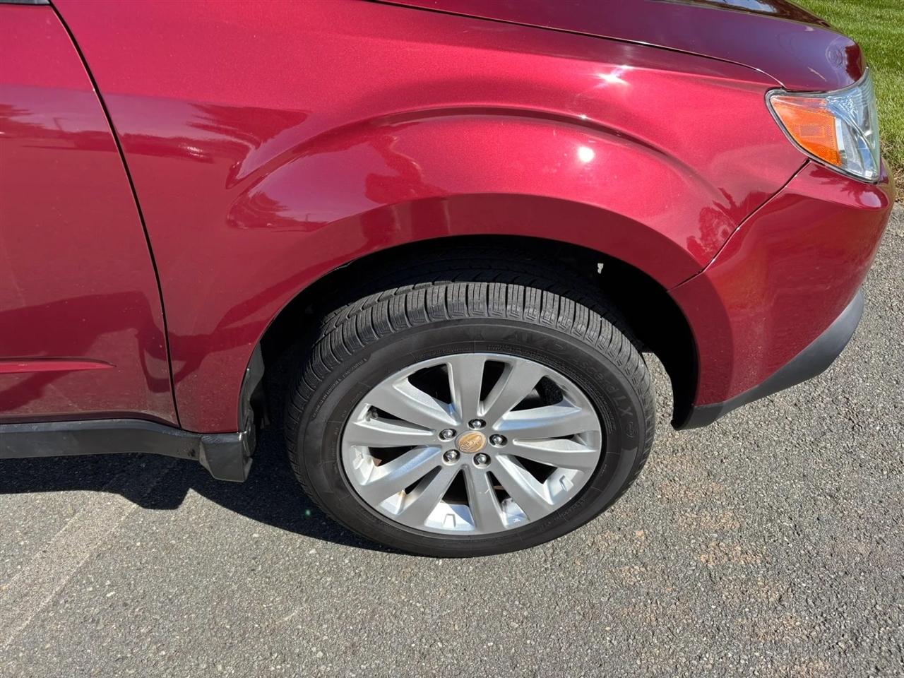 Subaru Forester 2.5X Premium 2013