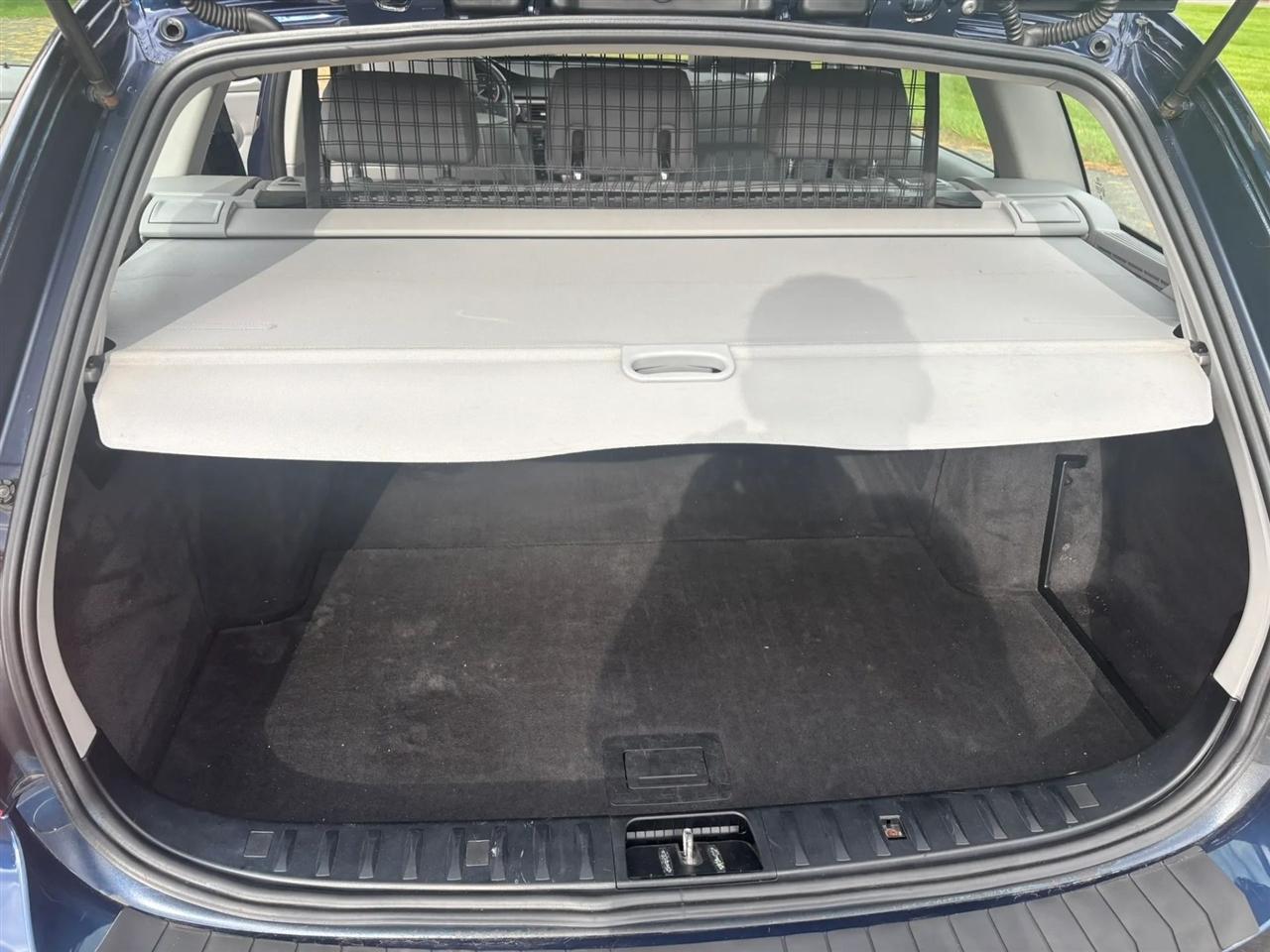 BMW 3-Series Sport Wagon 328i xDrive 2012