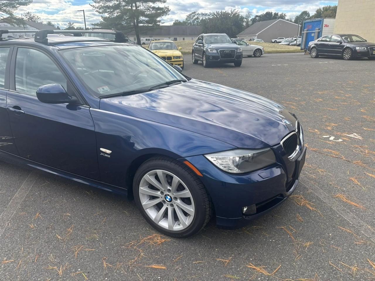 BMW 3-Series Sport Wagon 328i xDrive 2012