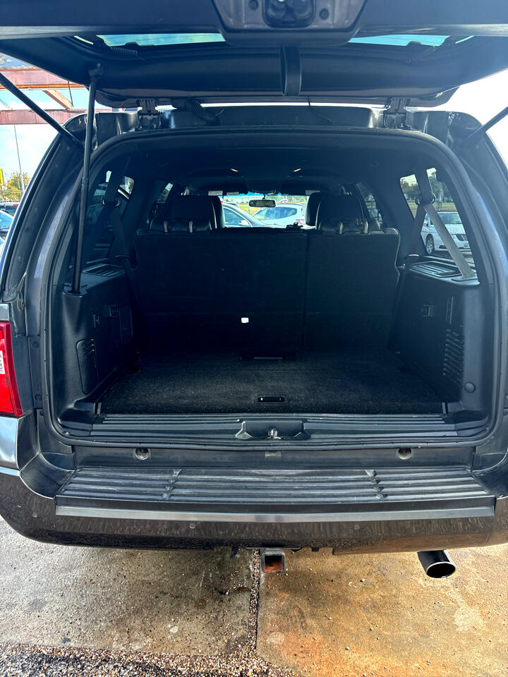 Ford Expedition EL XLT 2WD 2016