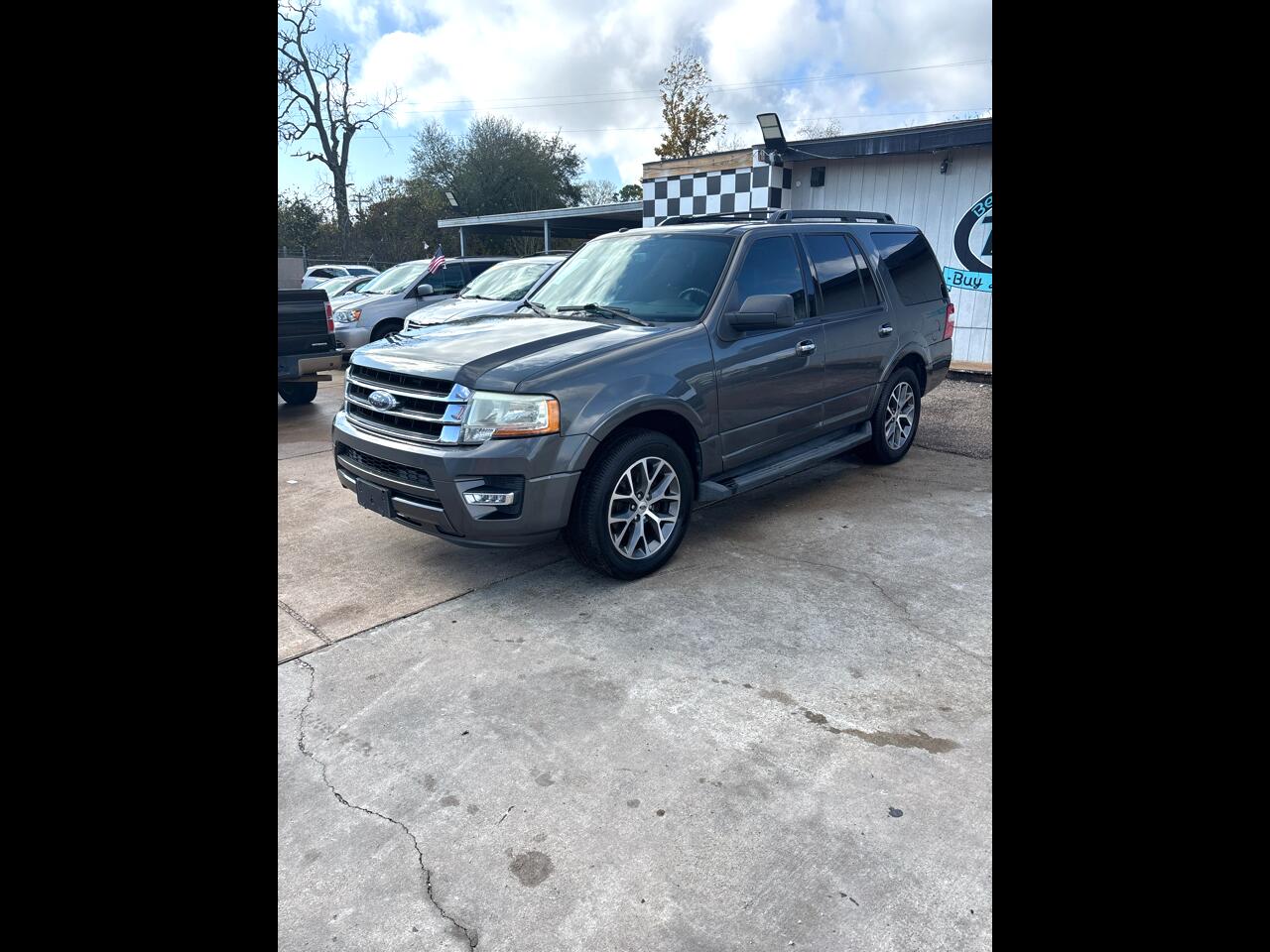 2015 Ford Expedition XLT 2WD