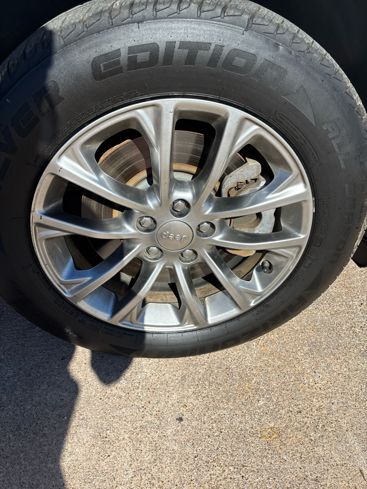 Jeep Cherokee Latitude Plus FWD 2019