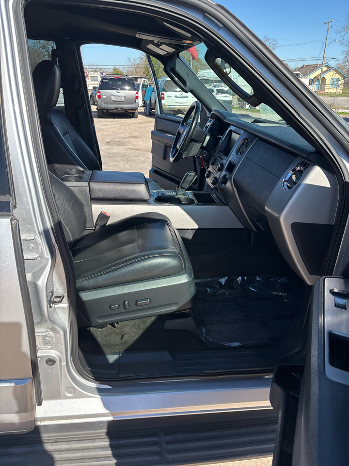 Ford Expedition EL XLT 2WD 2015