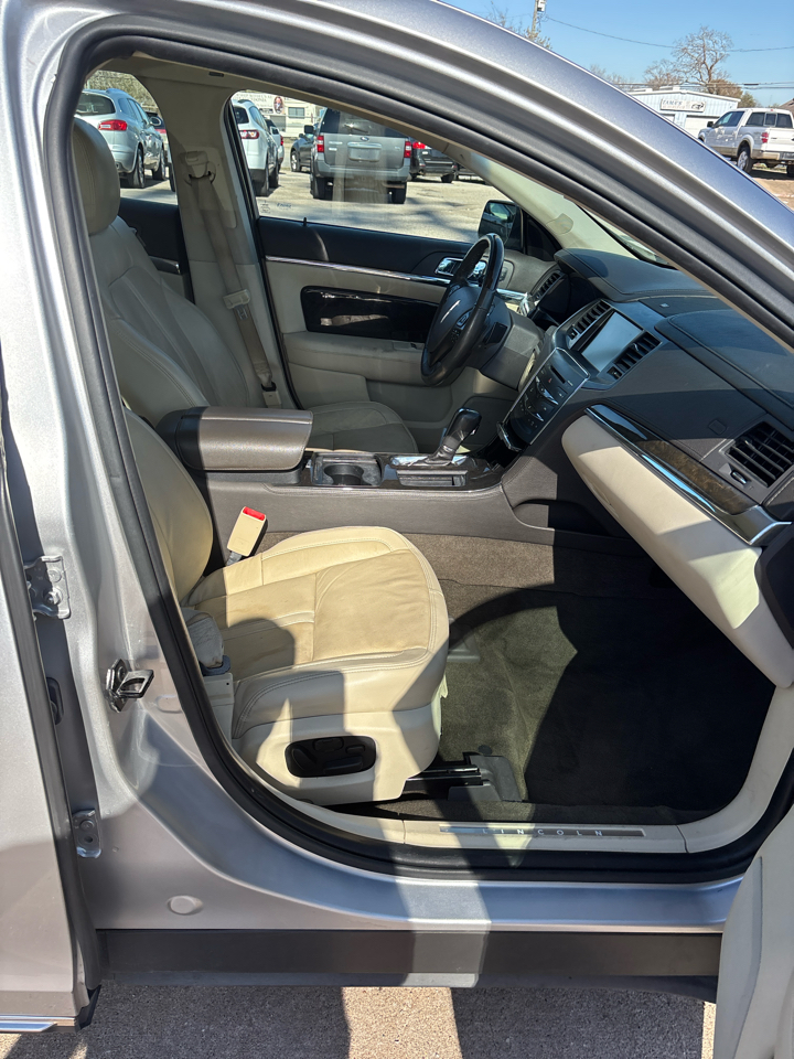 Lincoln MKS FWD 2015