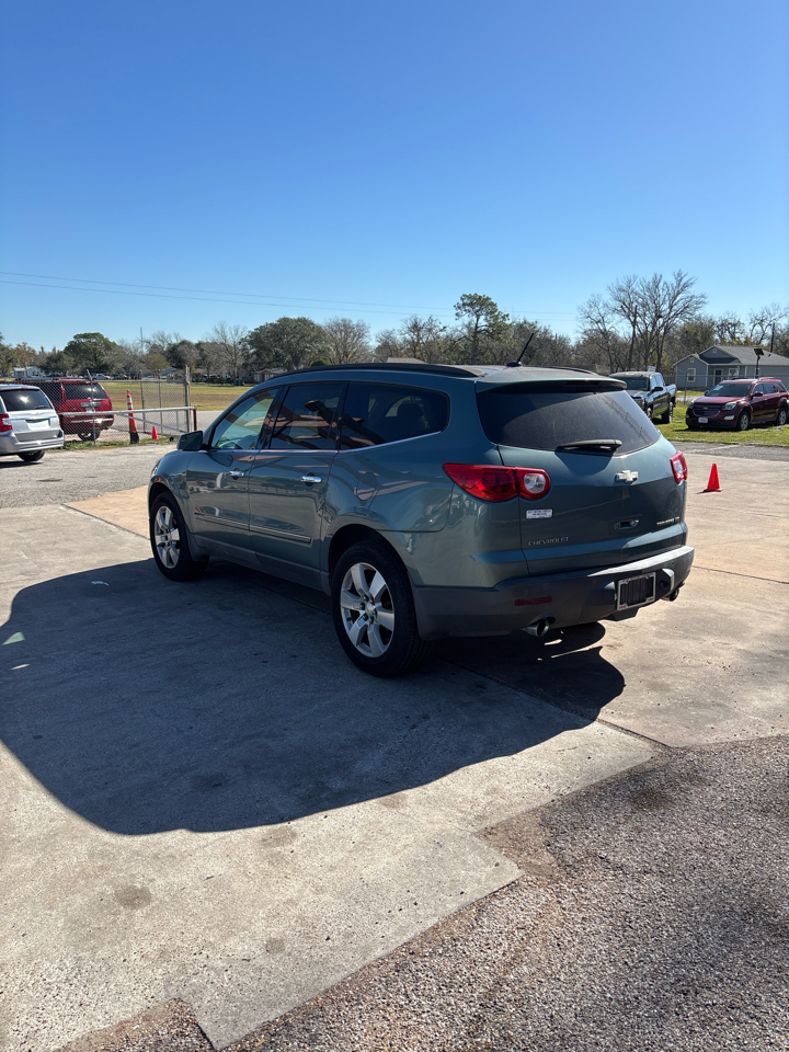 Chevrolet Traverse LTZ FWD 2009
